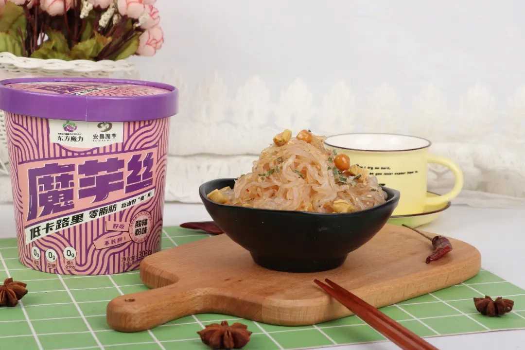 健康美味，一步到位：桶裝魔芋涼面包裝機(jī)